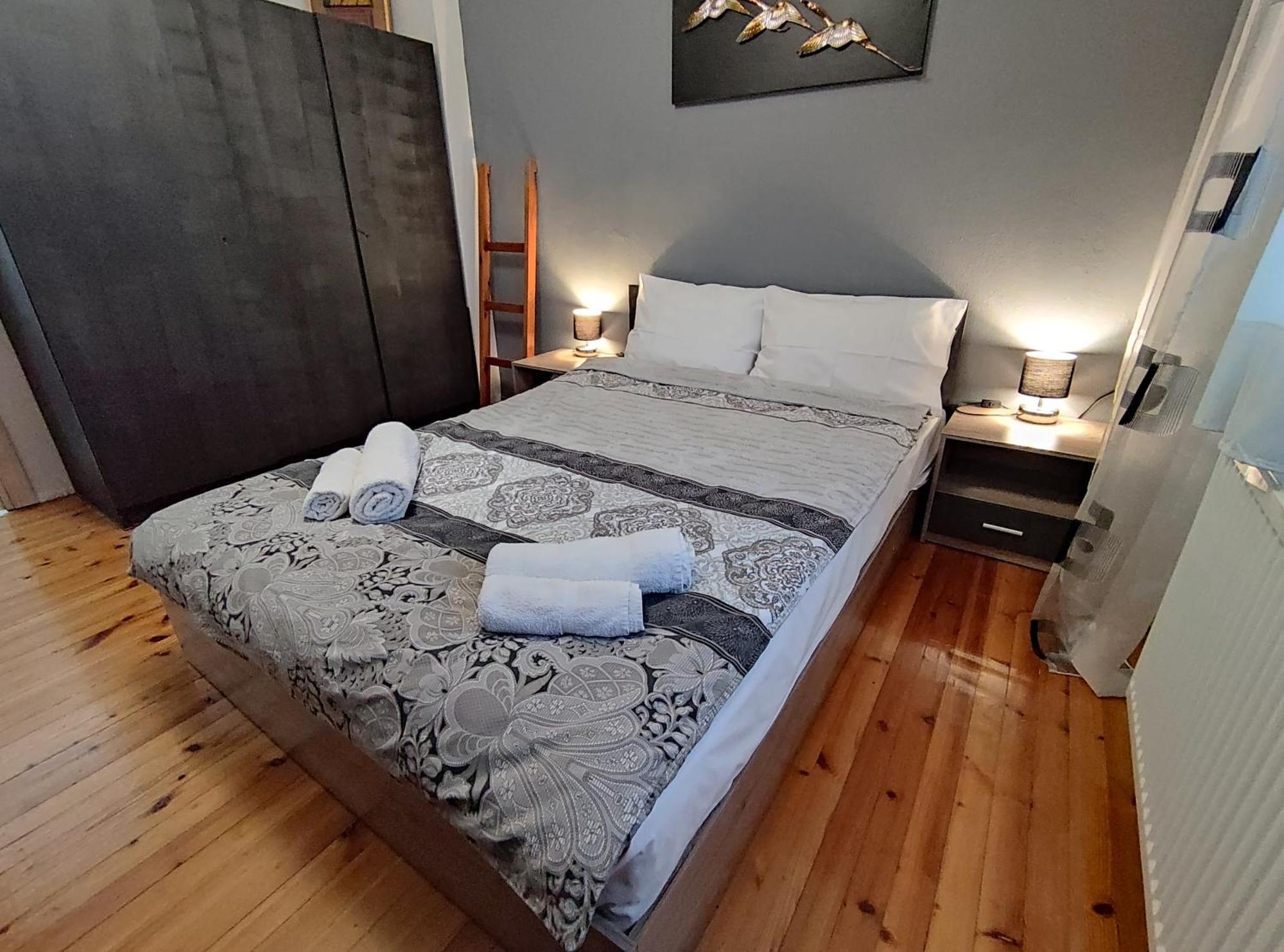 Cozy City Center Apartment Szaloniki Kültér fotó